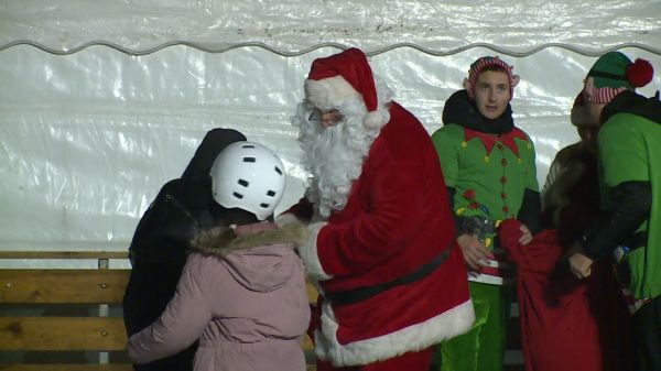 Mikulás a jégen