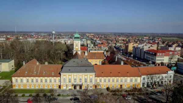 Árpád-kori dokumentumokat is őriznek a premontrei templom levéltárában