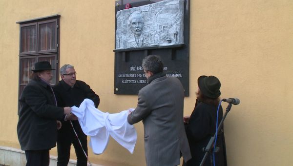  Báró Berg Gusztávot ábrázoló domborművet avattak Kapuváron