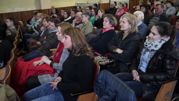 Dr. Zacher Gábor főorvos előadása Téten