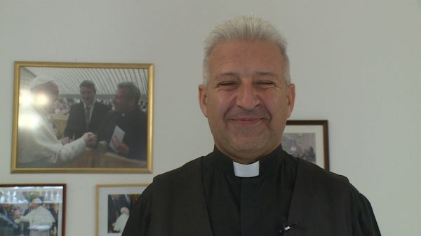 Imapercek Henczel Szabolcs plébánossal