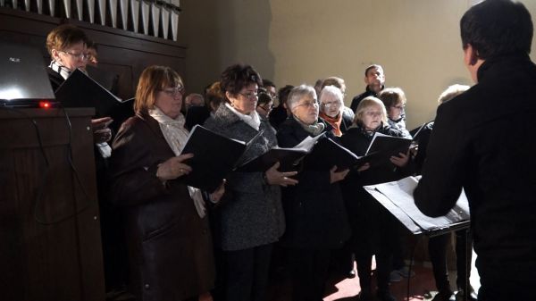 A Csornai Bárdos Kórus hangversenye a Jézus szíve templomban