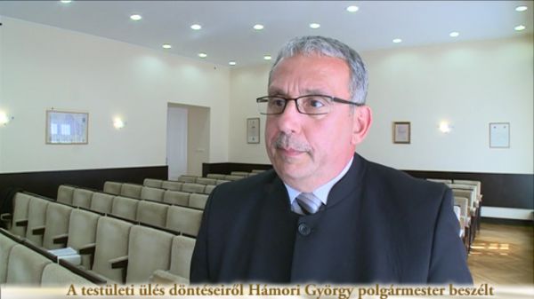 A testületi ülés döntéseiről Hámori György polgármester beszélt